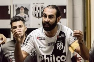Ponte Preta e Atlético/GO se enfrentam pela liderança provisória.