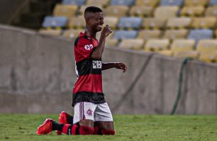 Macaé recebe o Flamengo
