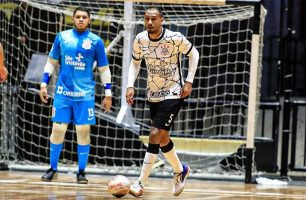 Taubaté Futsal encara o Corinthians