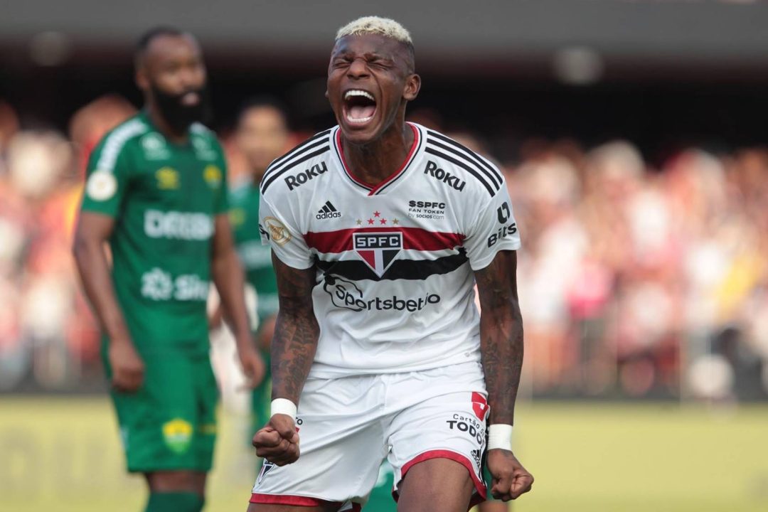 saopaulofc Coritiba recebe o São Paulo