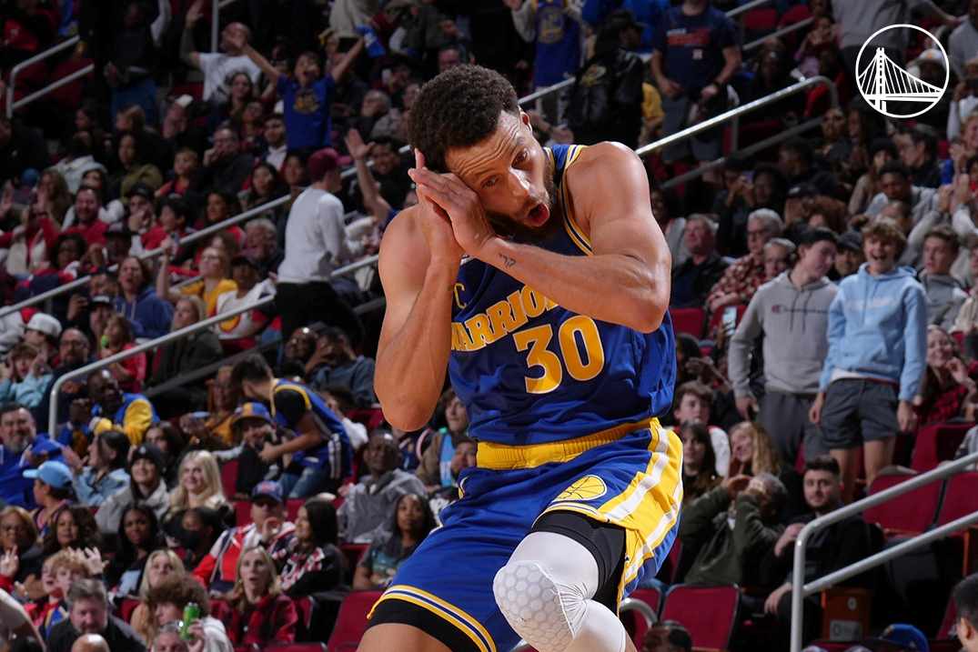 Stephen Curry é o destaque do Golden State Warriors
