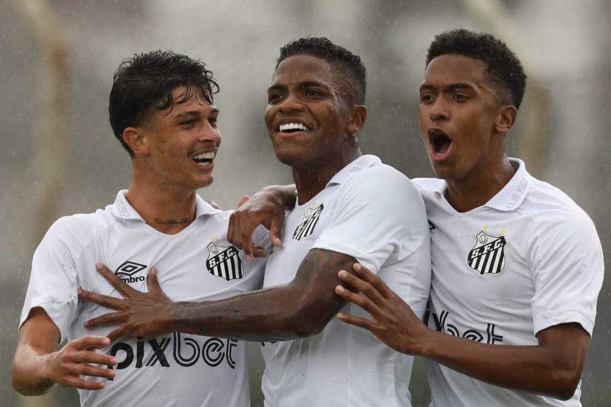 Santos se torna um dos favoritos para vencer a Copinha 2023