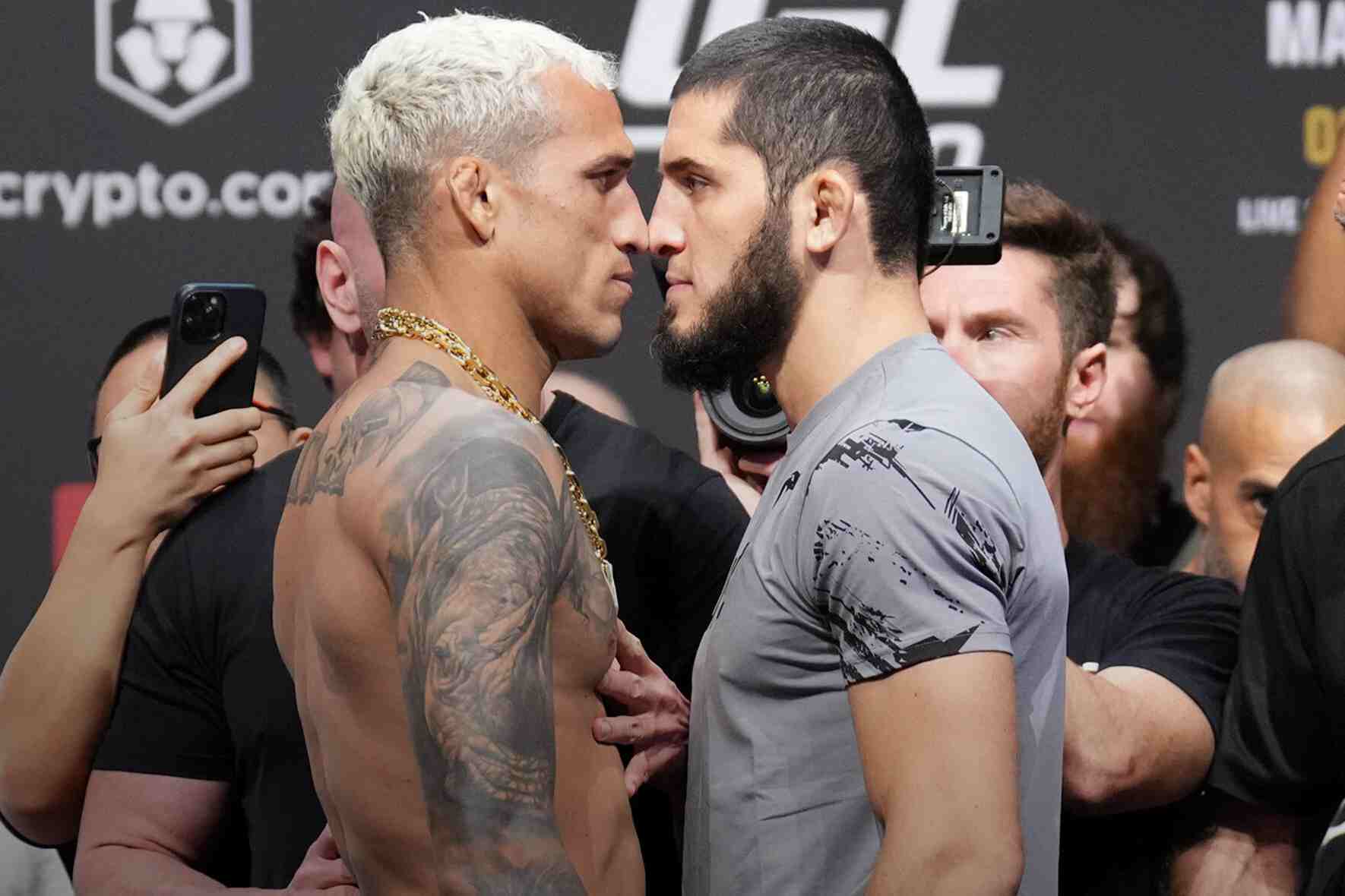 Charles do Bronx x Makhachev tem revanche marcada - Foto: Divulgação/UFC